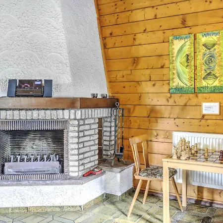 Шале Cozy Chalet In With Forest Nearby *