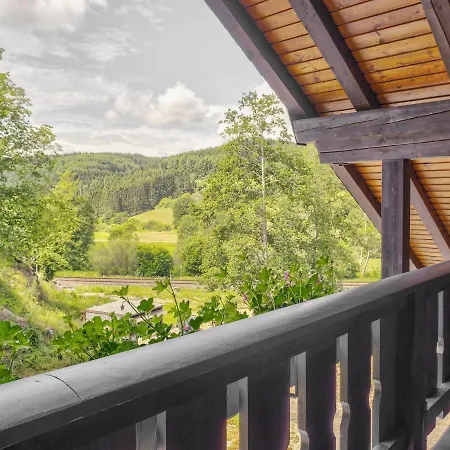 Cozy Chalet In With Forest Nearby Шале