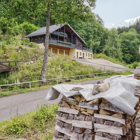 Шале Cozy Chalet In With Forest Nearby *