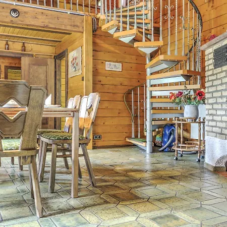 Cozy Chalet In With Forest Nearby Шале *