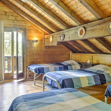 Шале Cozy Chalet In With Forest Nearby *